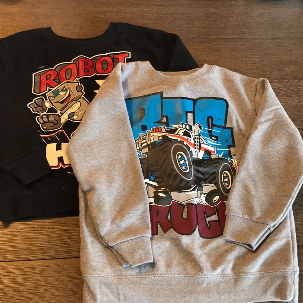 2 boys sweatshirts